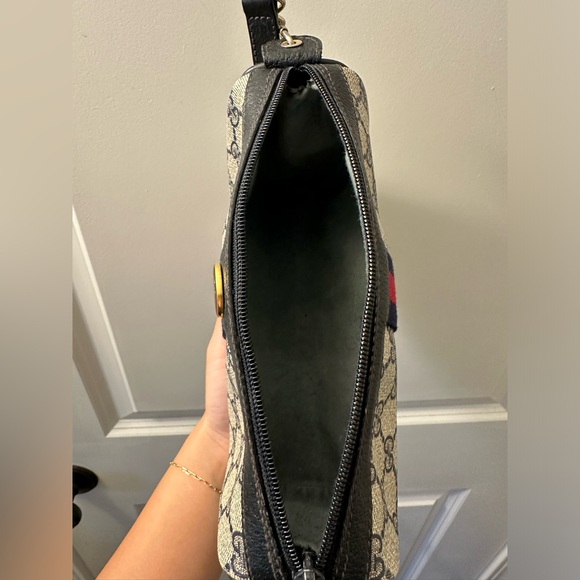 Vintage Gucci Purse - Picture 5 of 6